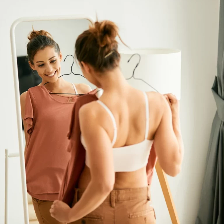 New Projelabia-reduction-labiaplasty-detail